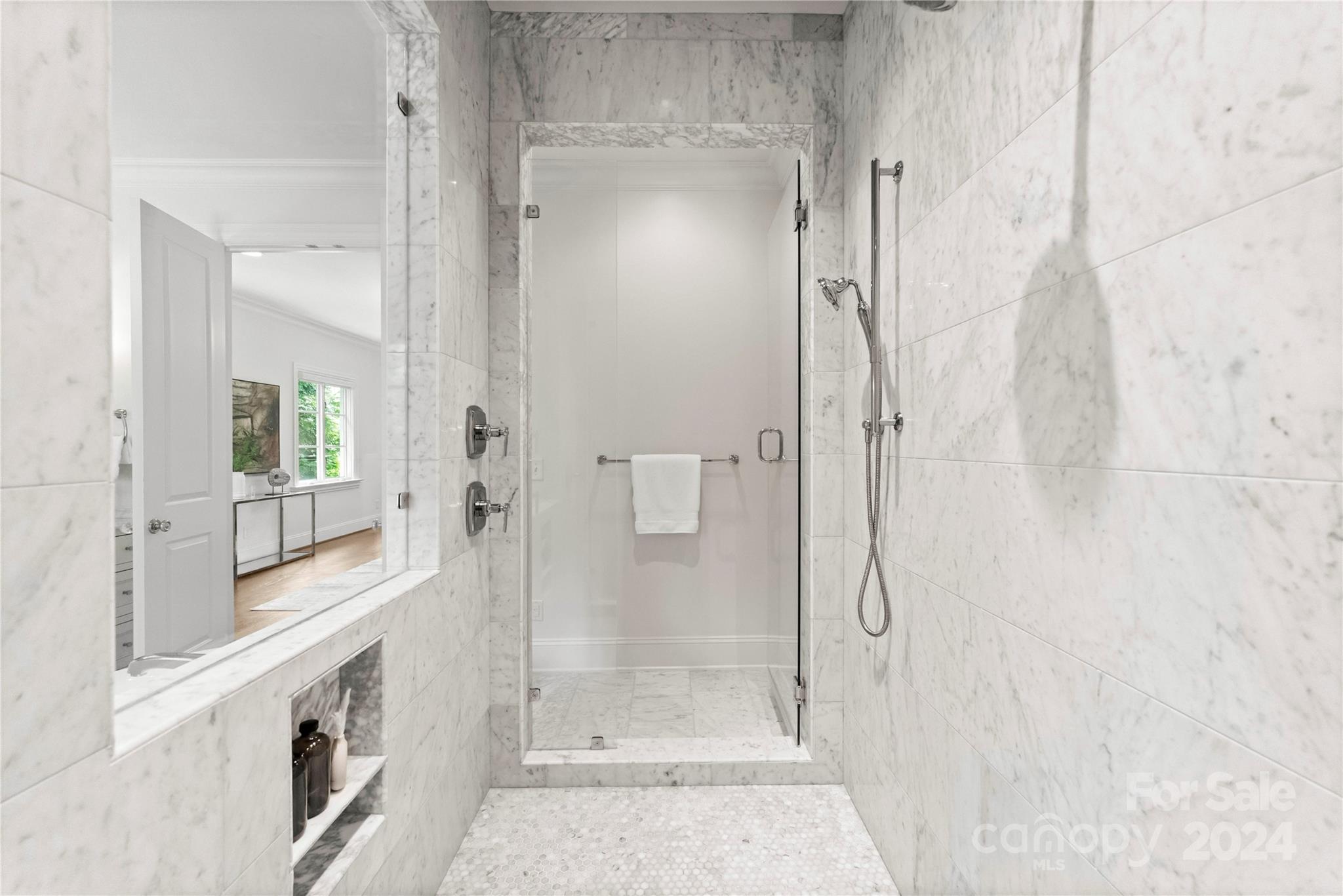 Seven Eagles - Residential