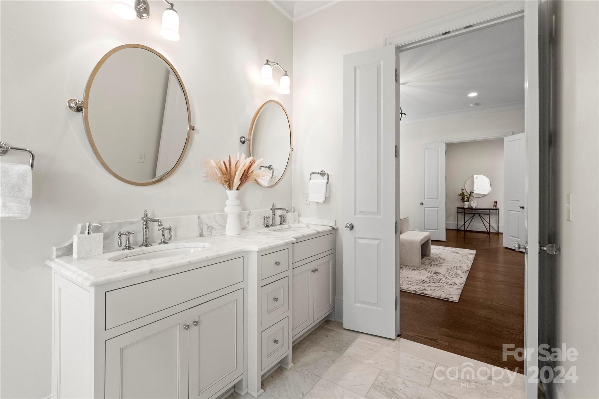 Seven Eagles - Residential