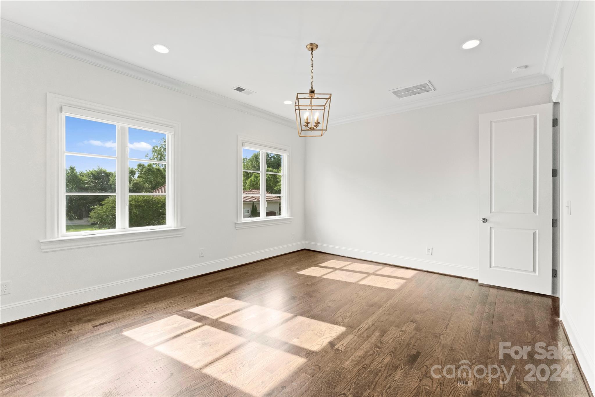 Seven Eagles - Residential