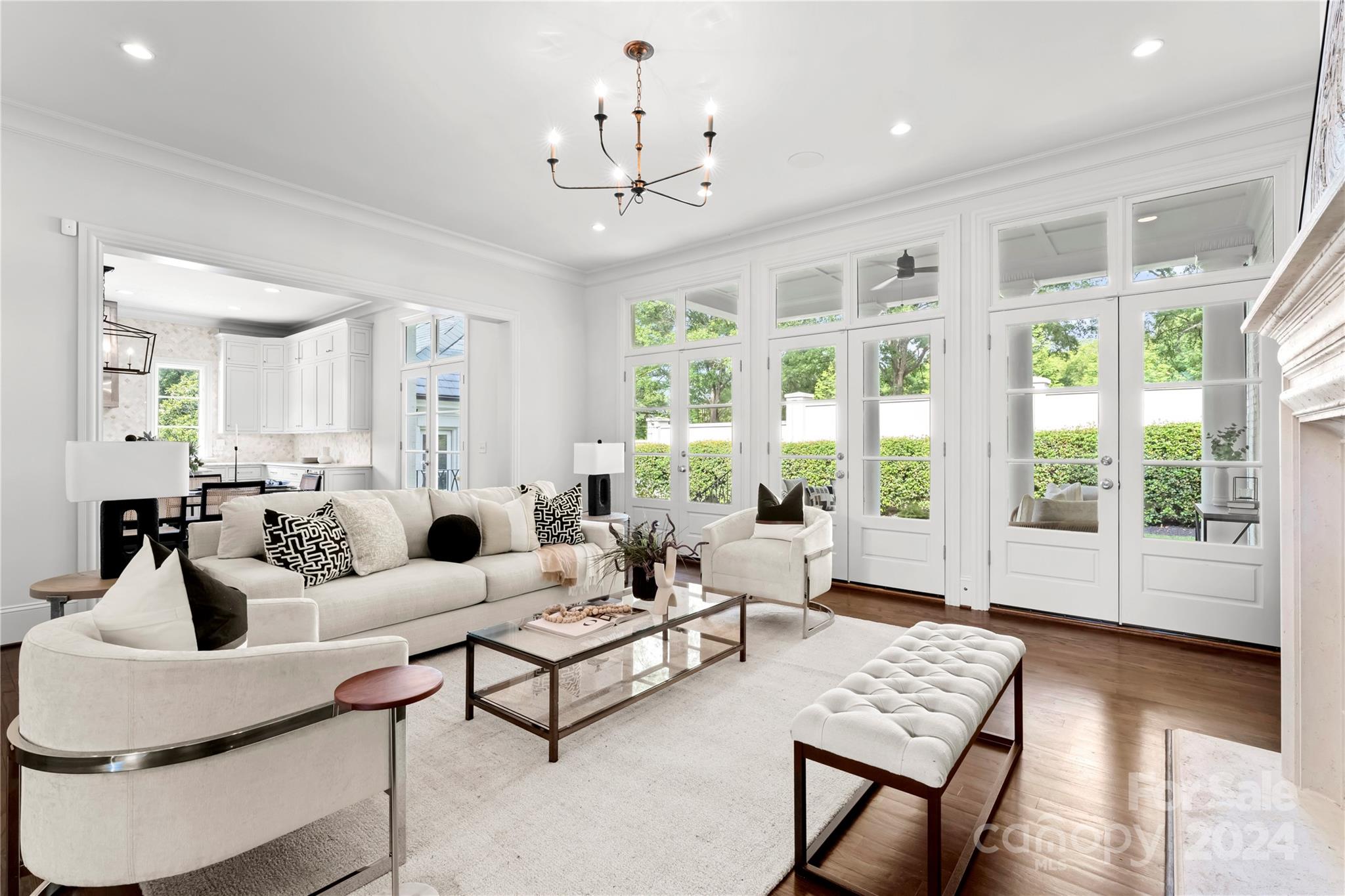 Seven Eagles - Residential