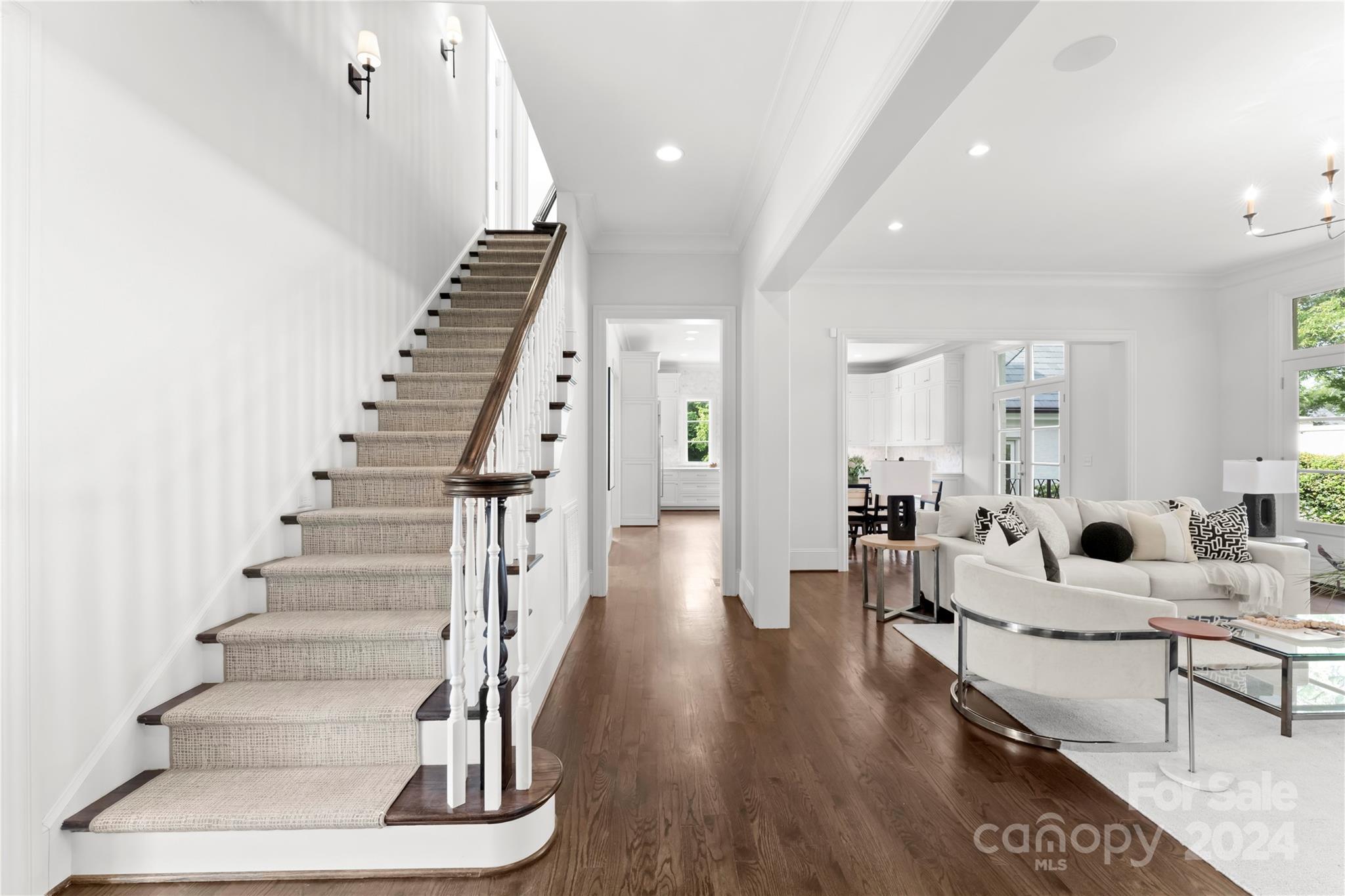 Seven Eagles - Residential