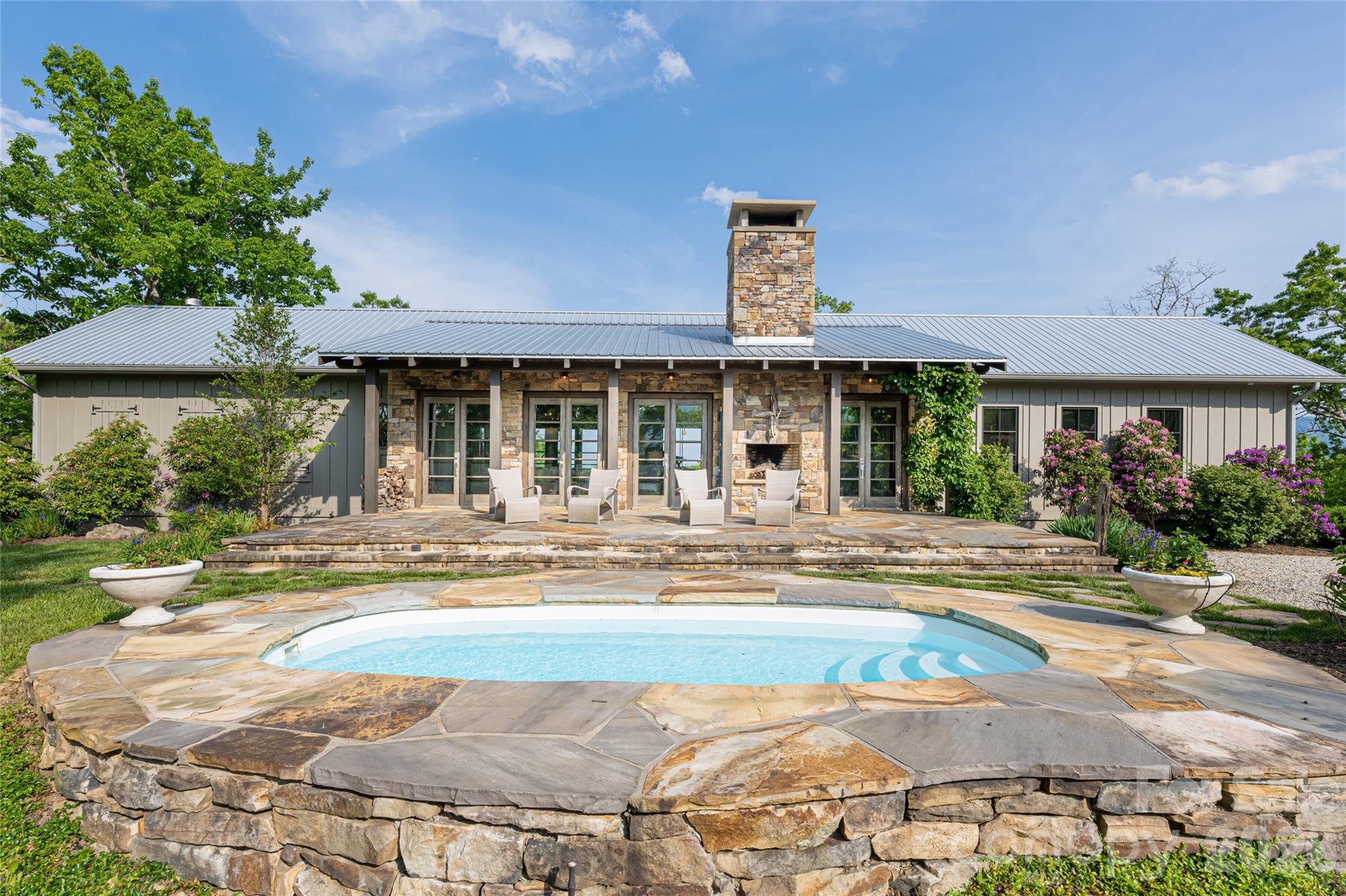 532 Tsali Crossing N