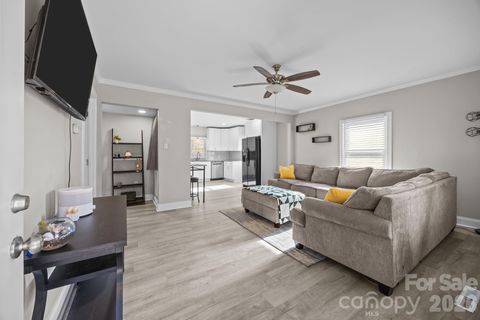 Photo of 211 Franklin Avenue, Kannapolis, NC 28081 (MLS # 4338137)