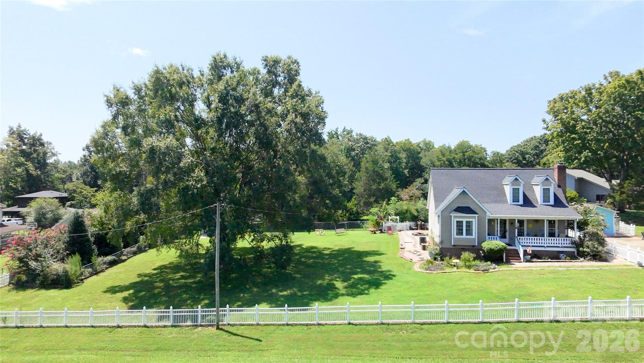 1070 W River Run