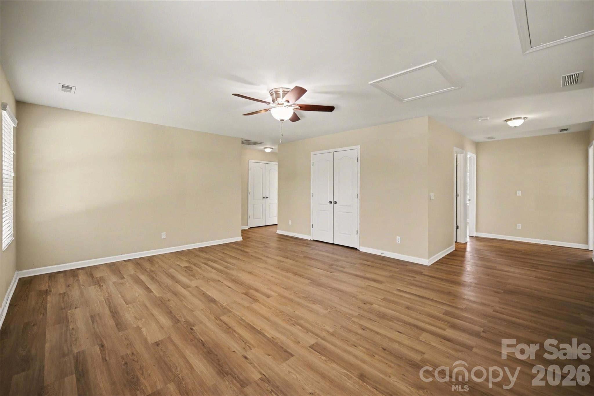 Creekshire Village - Residential