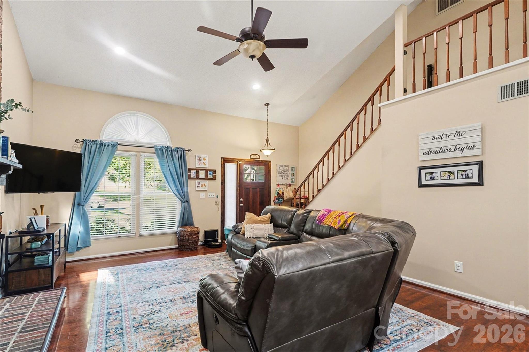 Woodside Falls - Residential