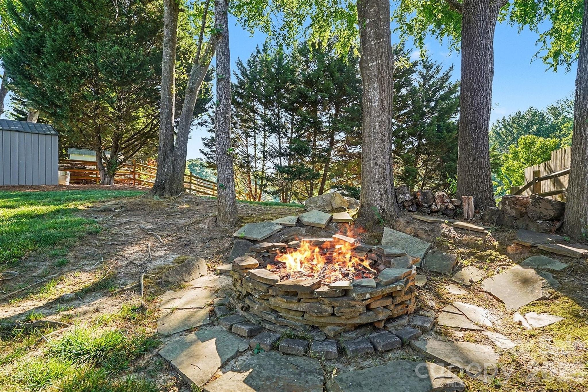 Woodside Falls - Residential