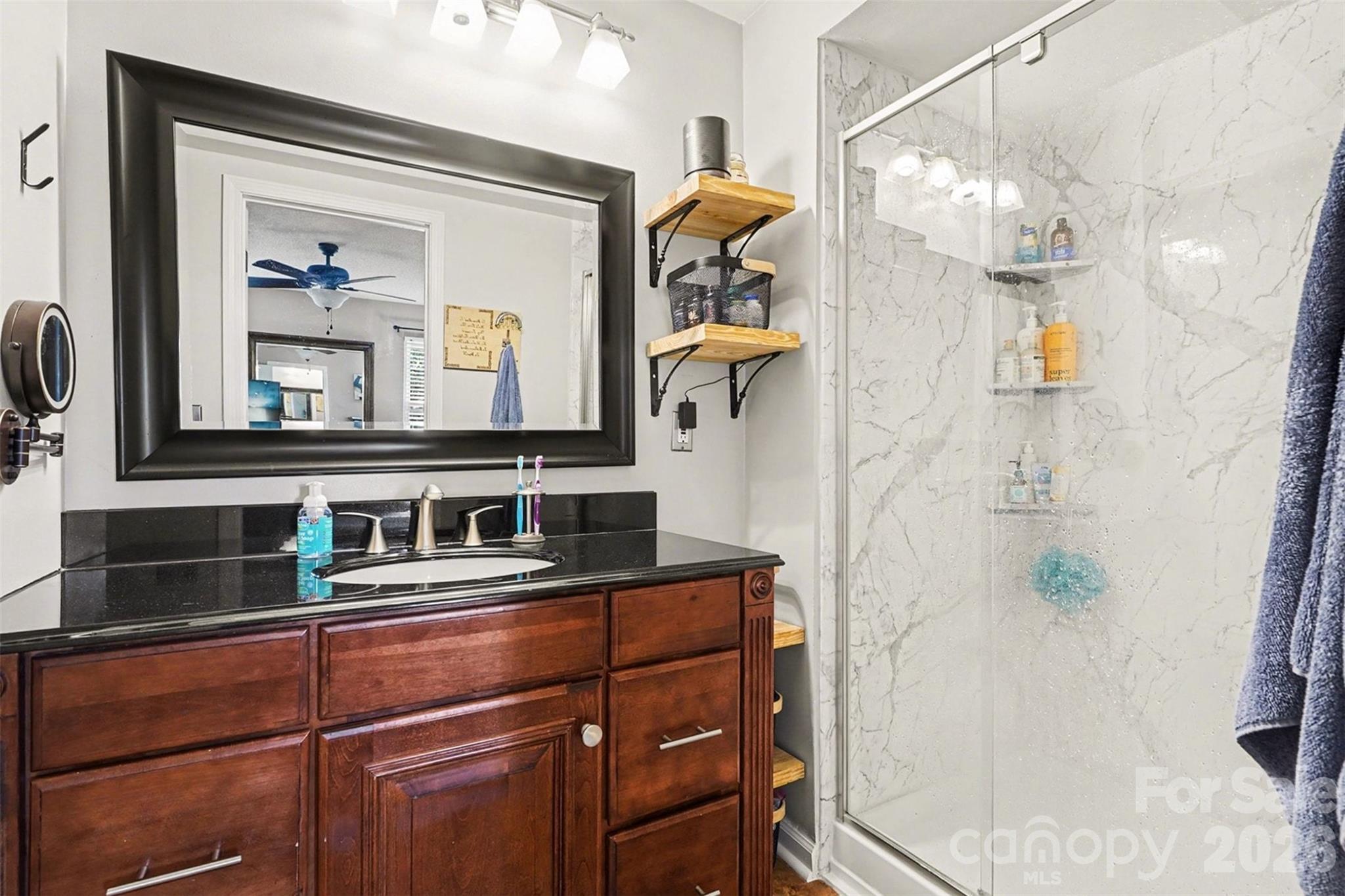 Woodside Falls - Residential