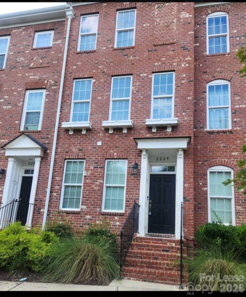 Photo of 2209 Silver Crescent Road, Charlotte, NC 28273 (MLS # 4438232)