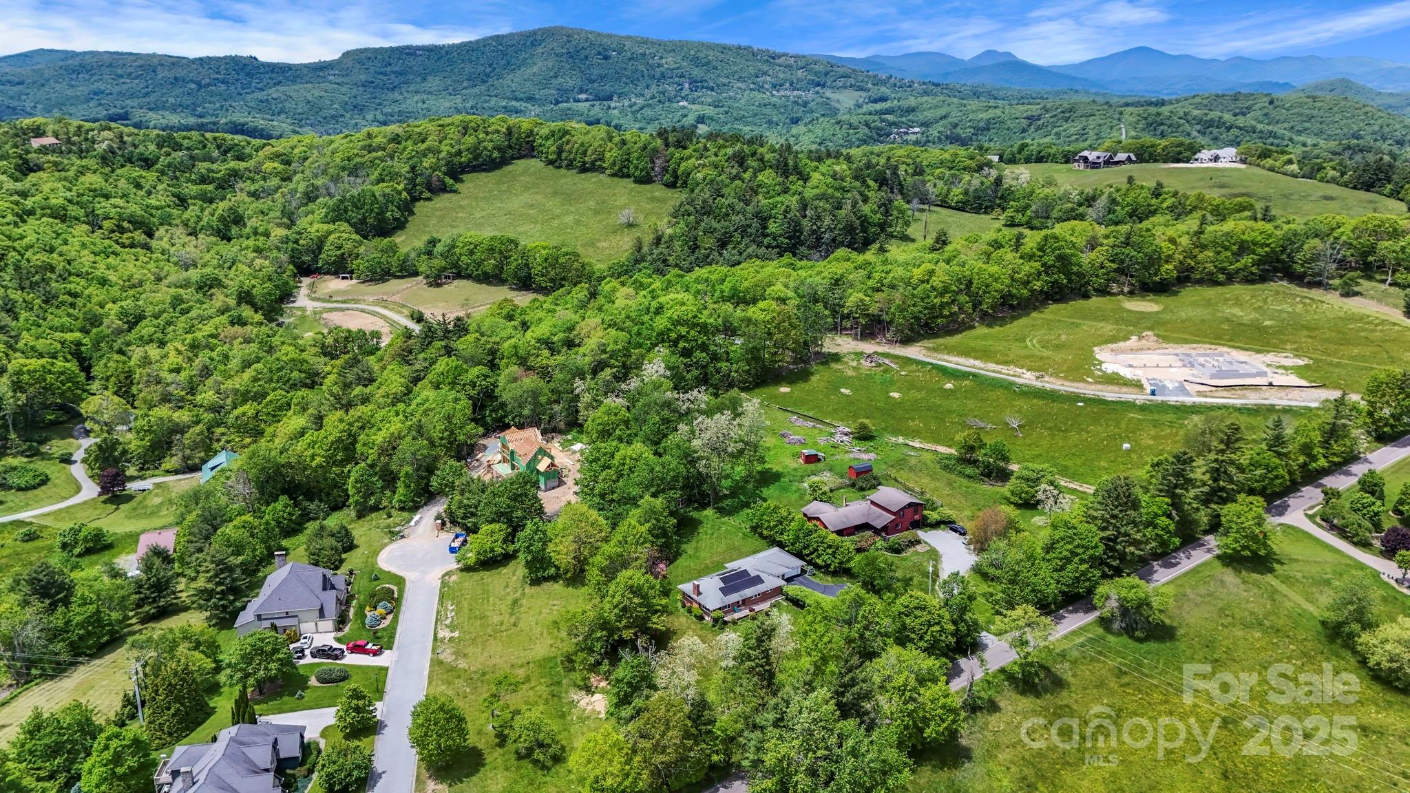 1925 Green Hill Road