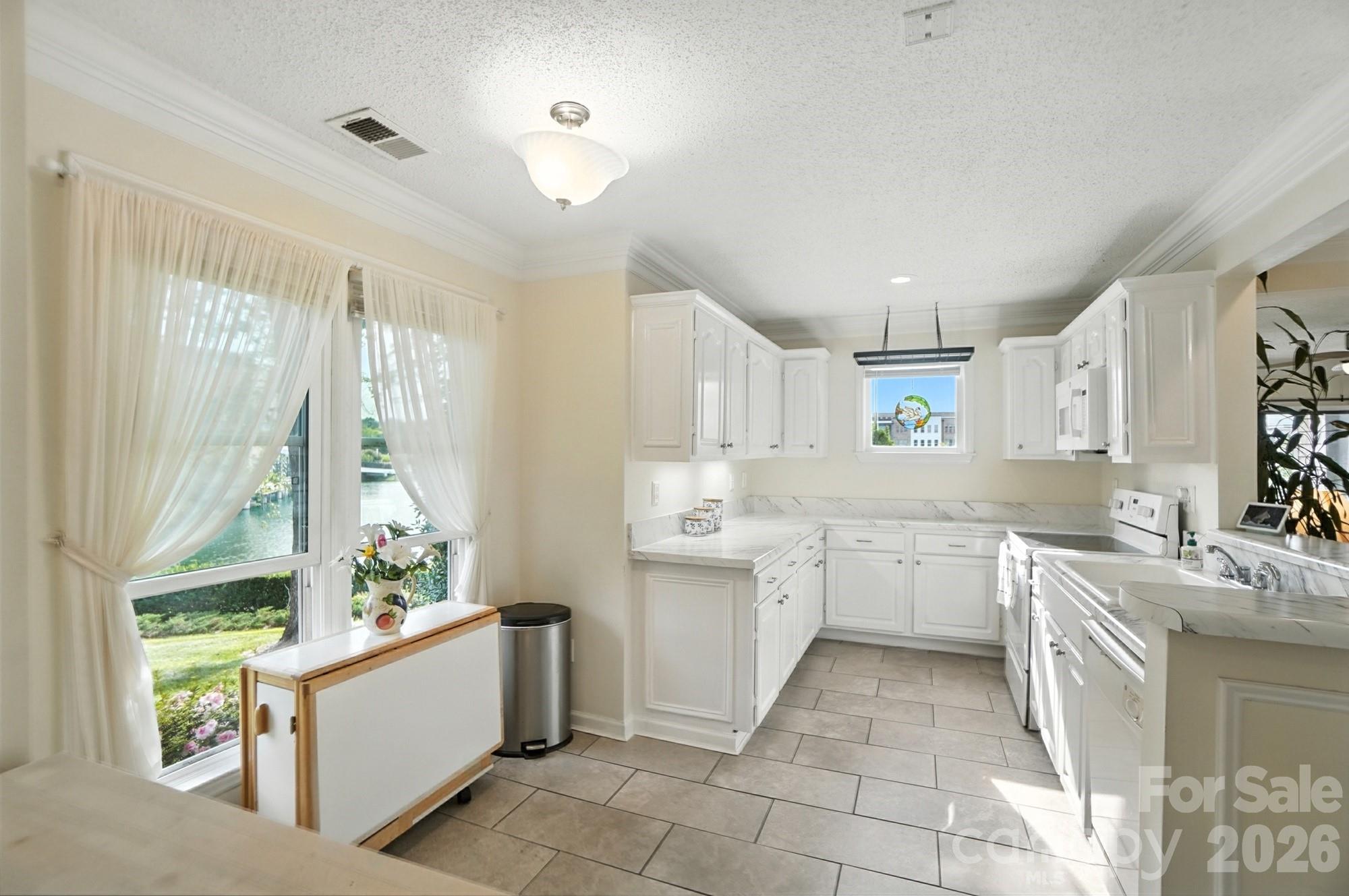 Lakeshore Village - Residential