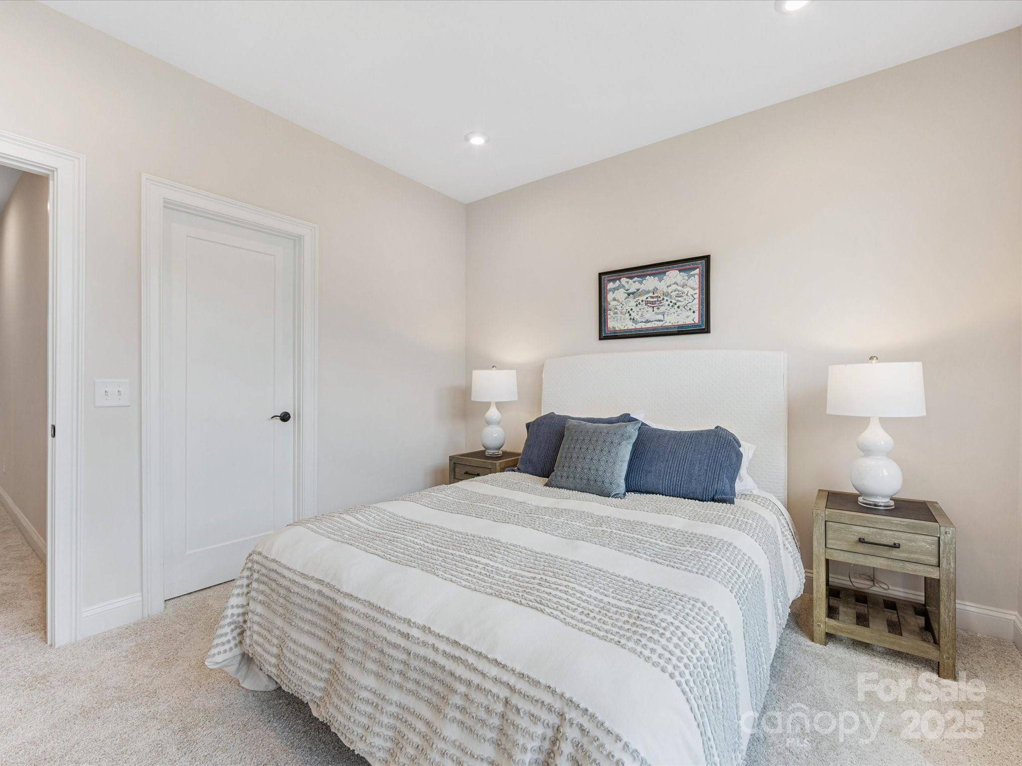 Elizabeth - Residential