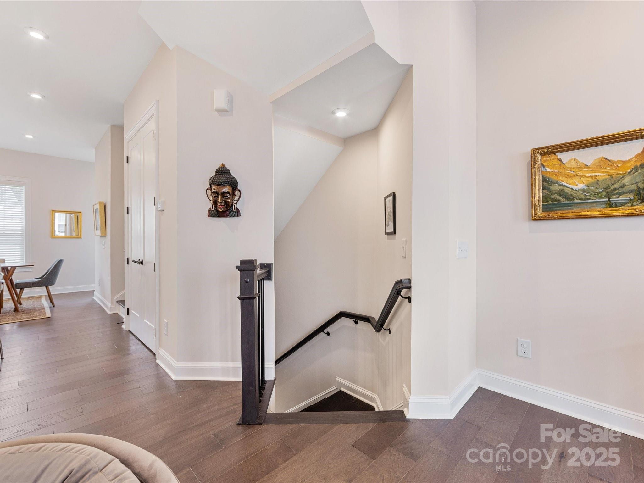 Elizabeth - Residential