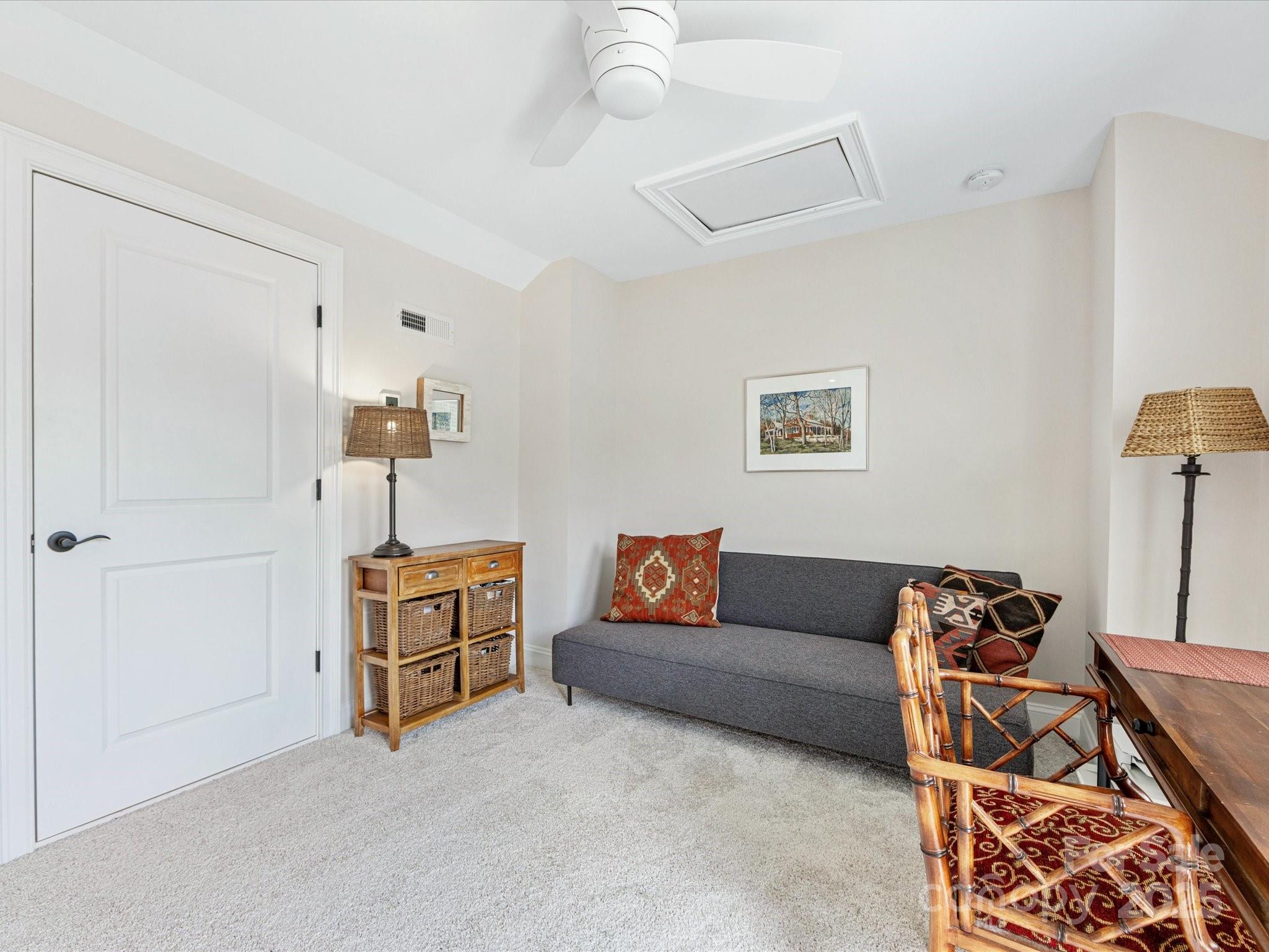 Elizabeth - Residential