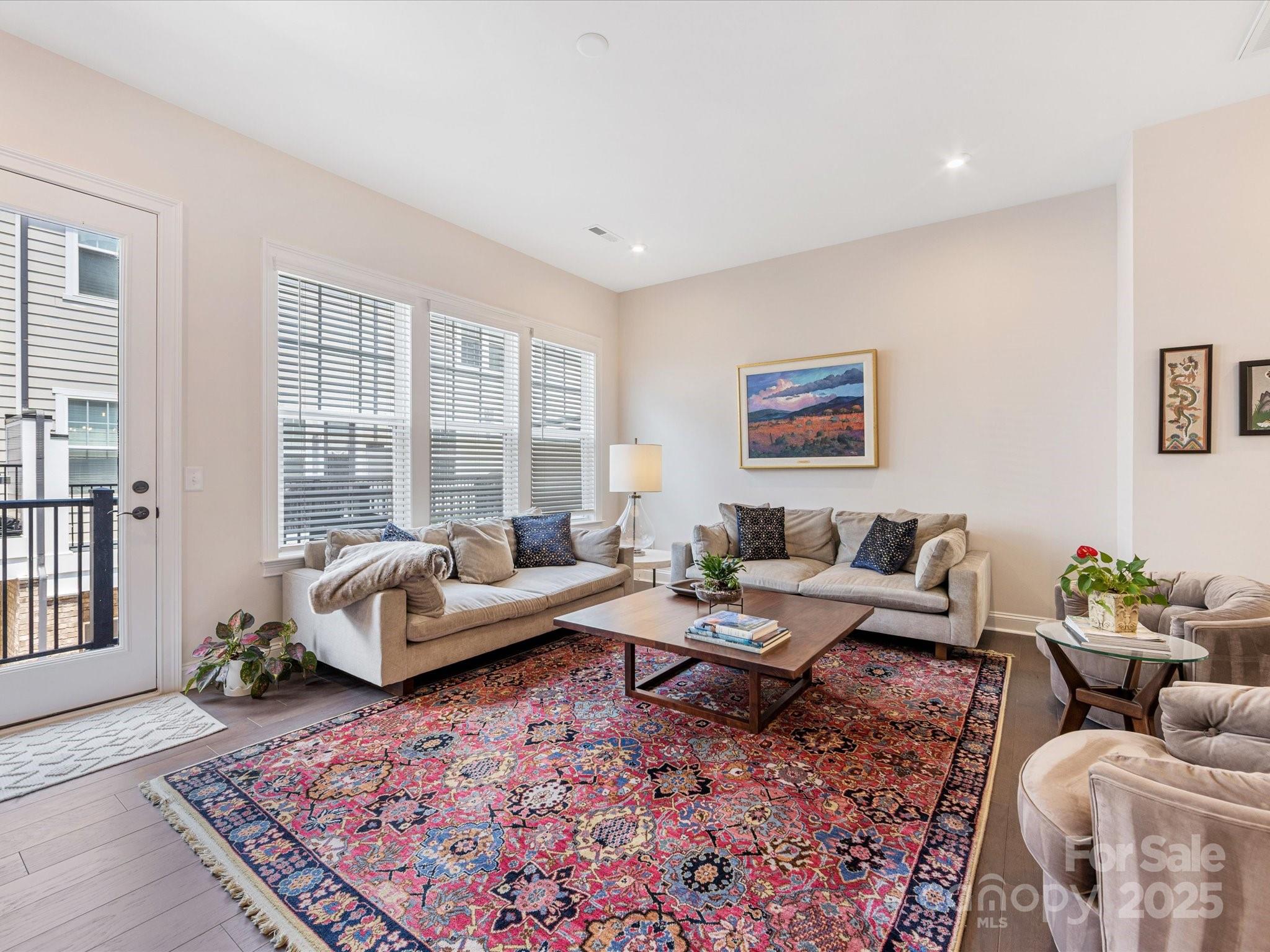 Elizabeth - Residential