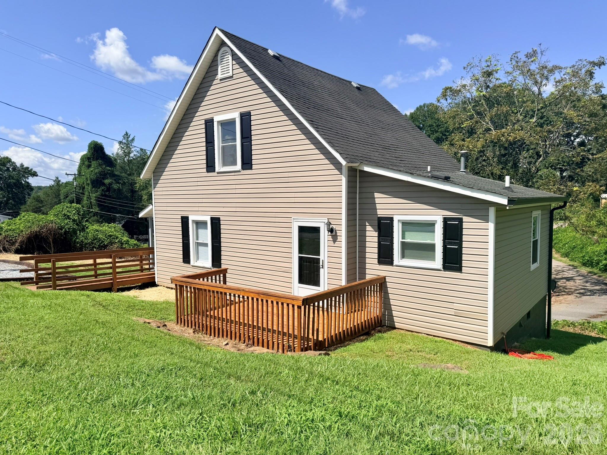 301 Magnolia Street