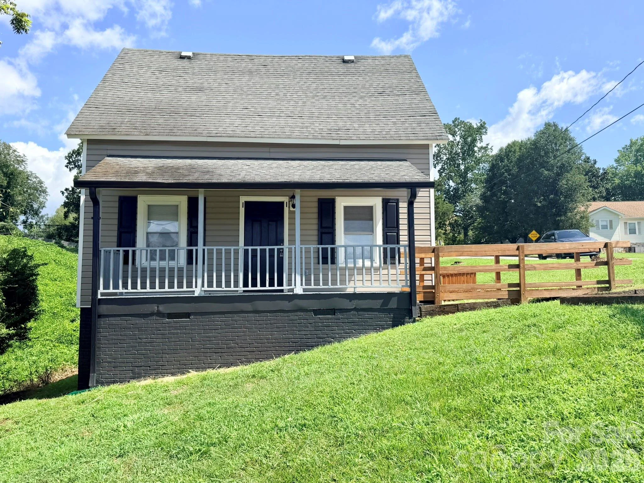301 Magnolia Street, Granite Falls, NC, 28630
