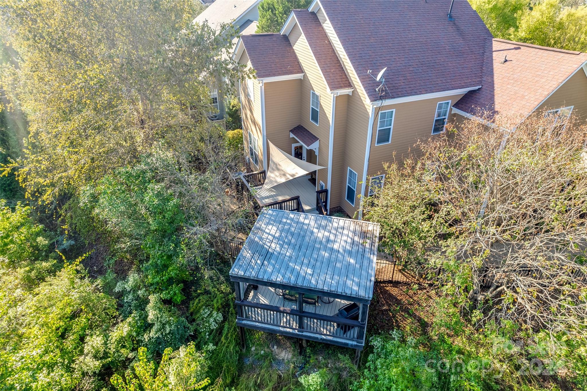 Lake Shore - Residential