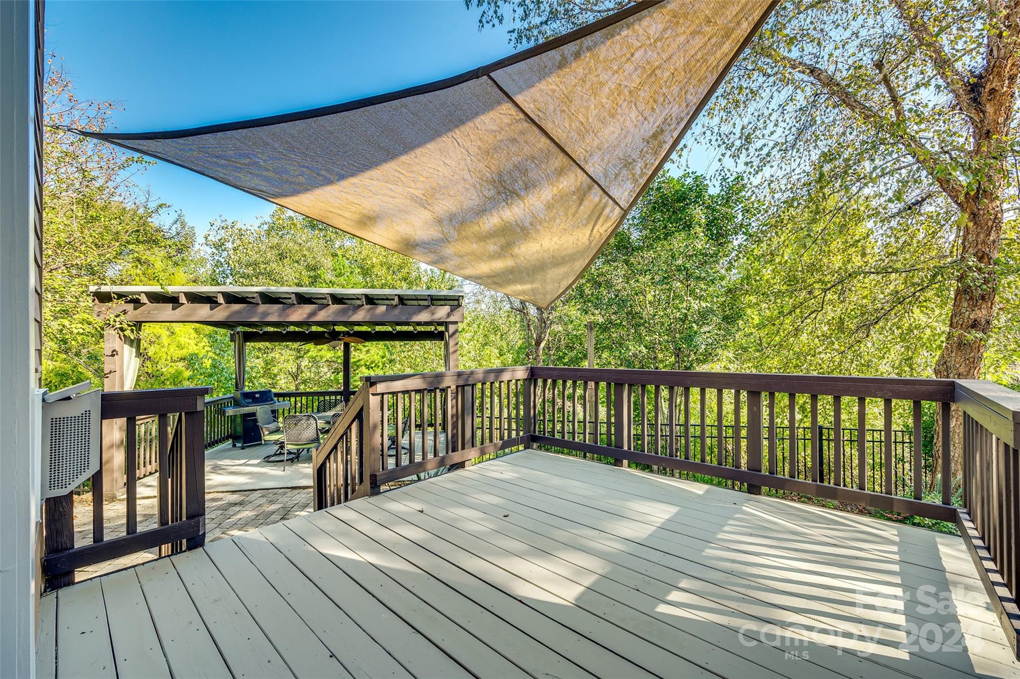 Lake Shore - Residential