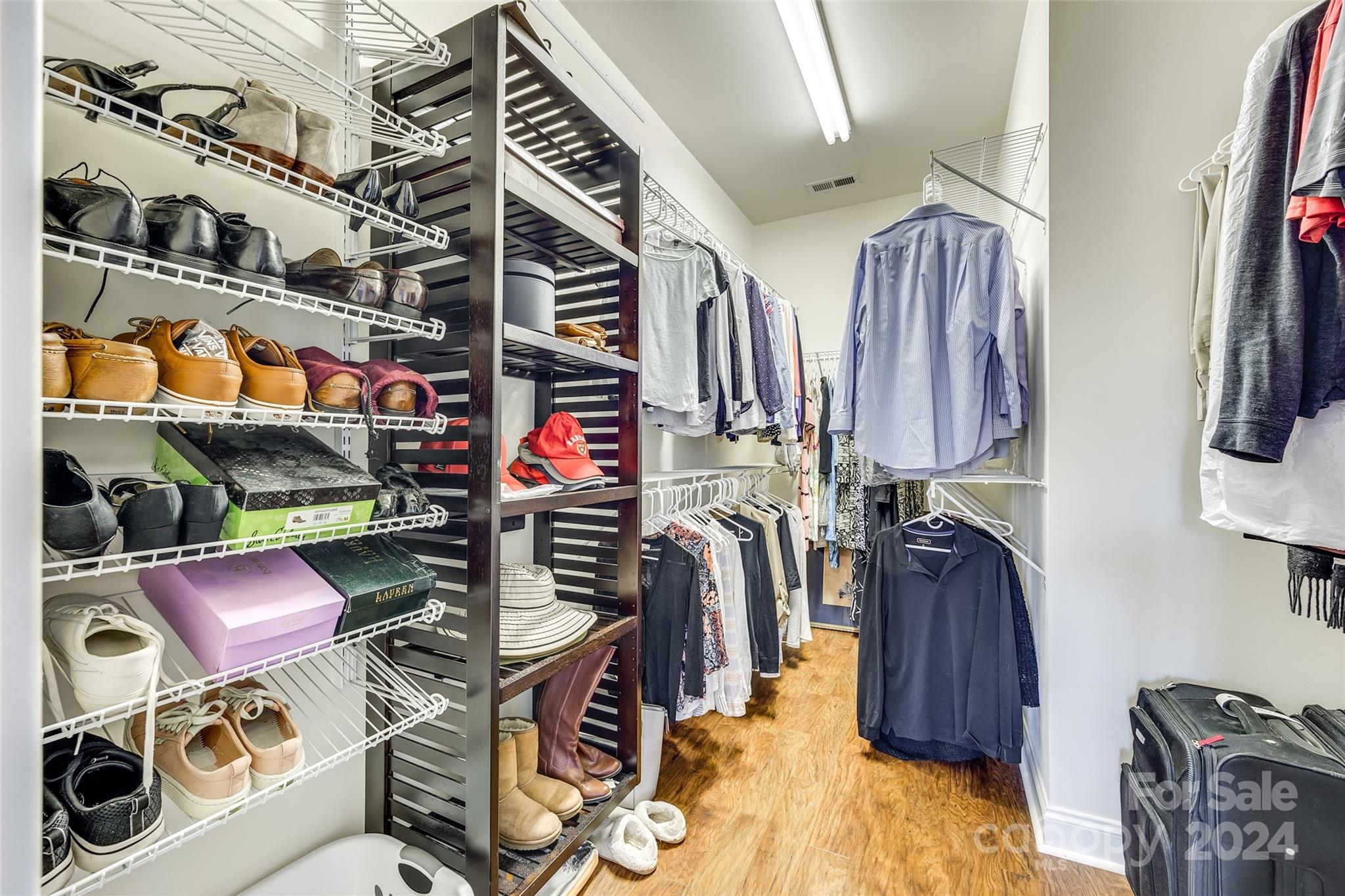 Lake Shore - Residential