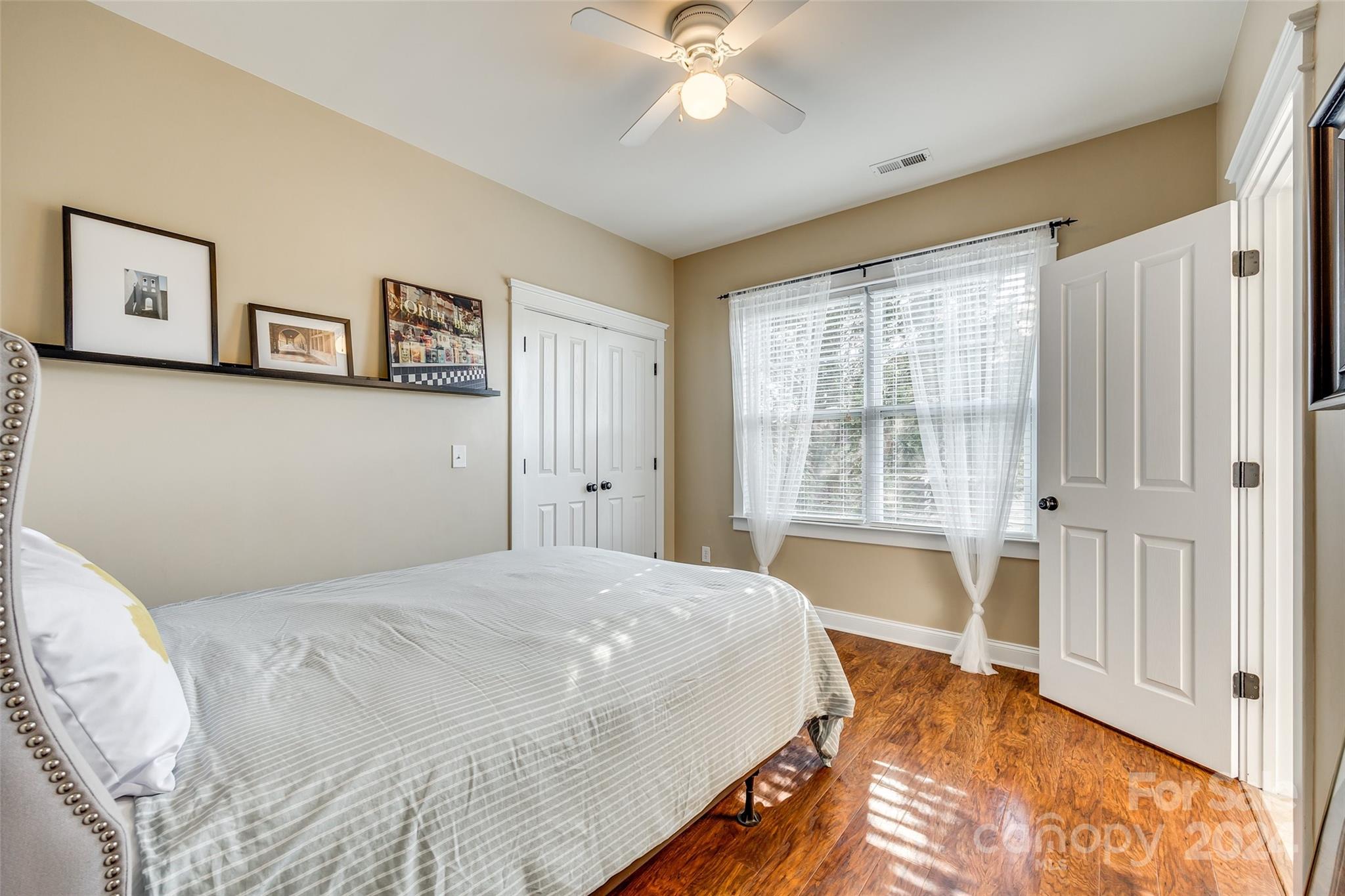 Lake Shore - Residential