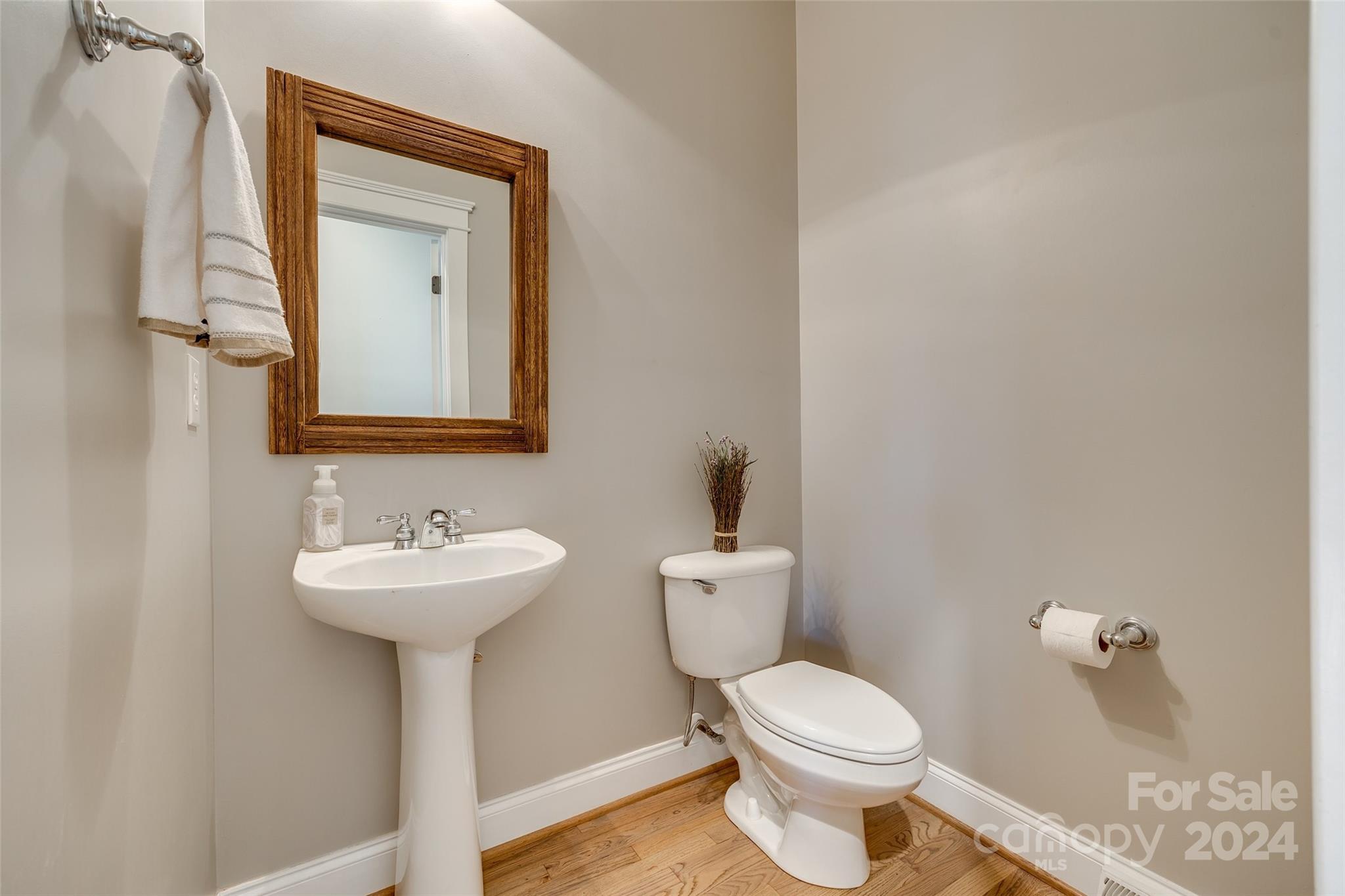 Lake Shore - Residential