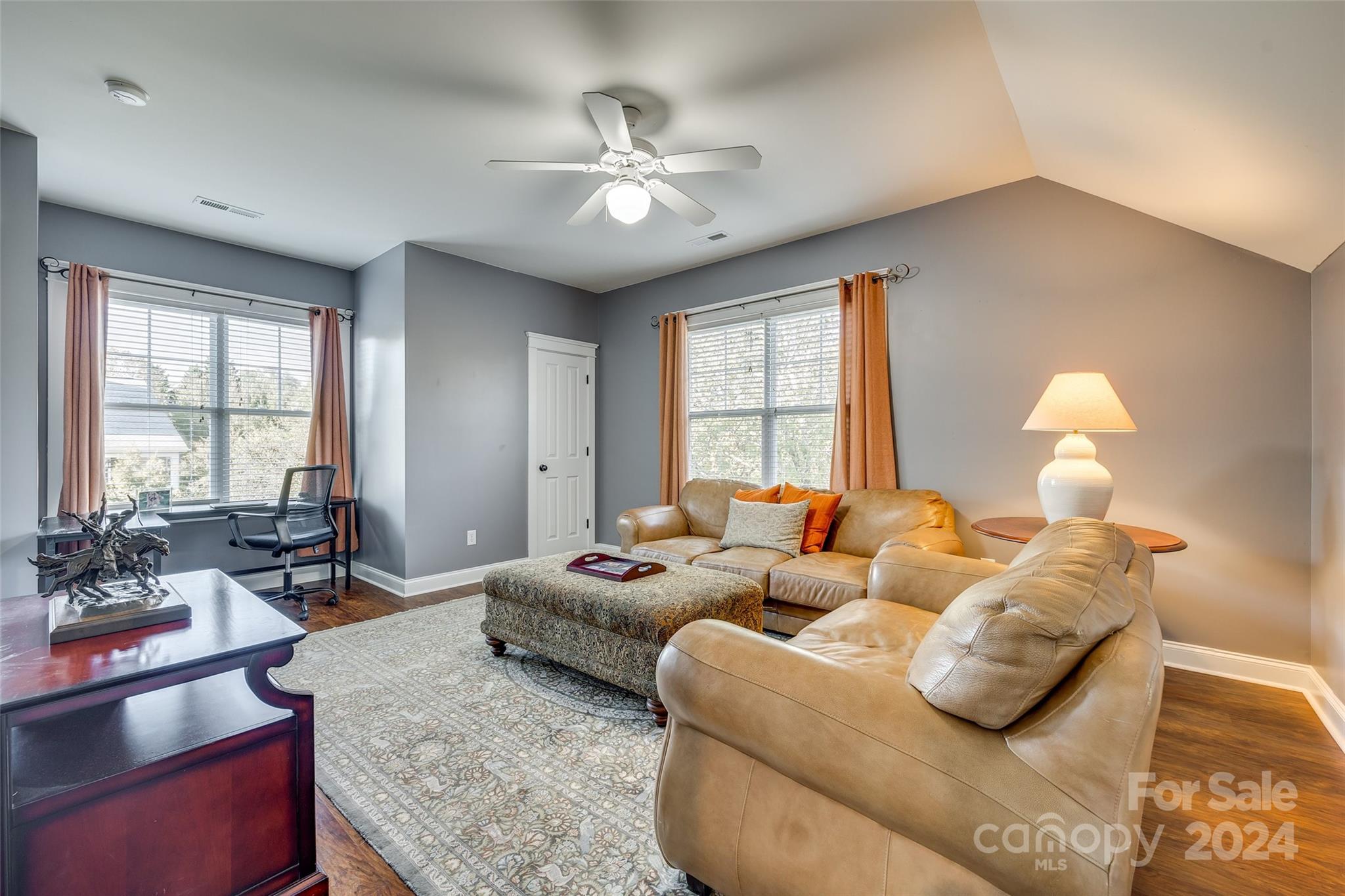 Lake Shore - Residential