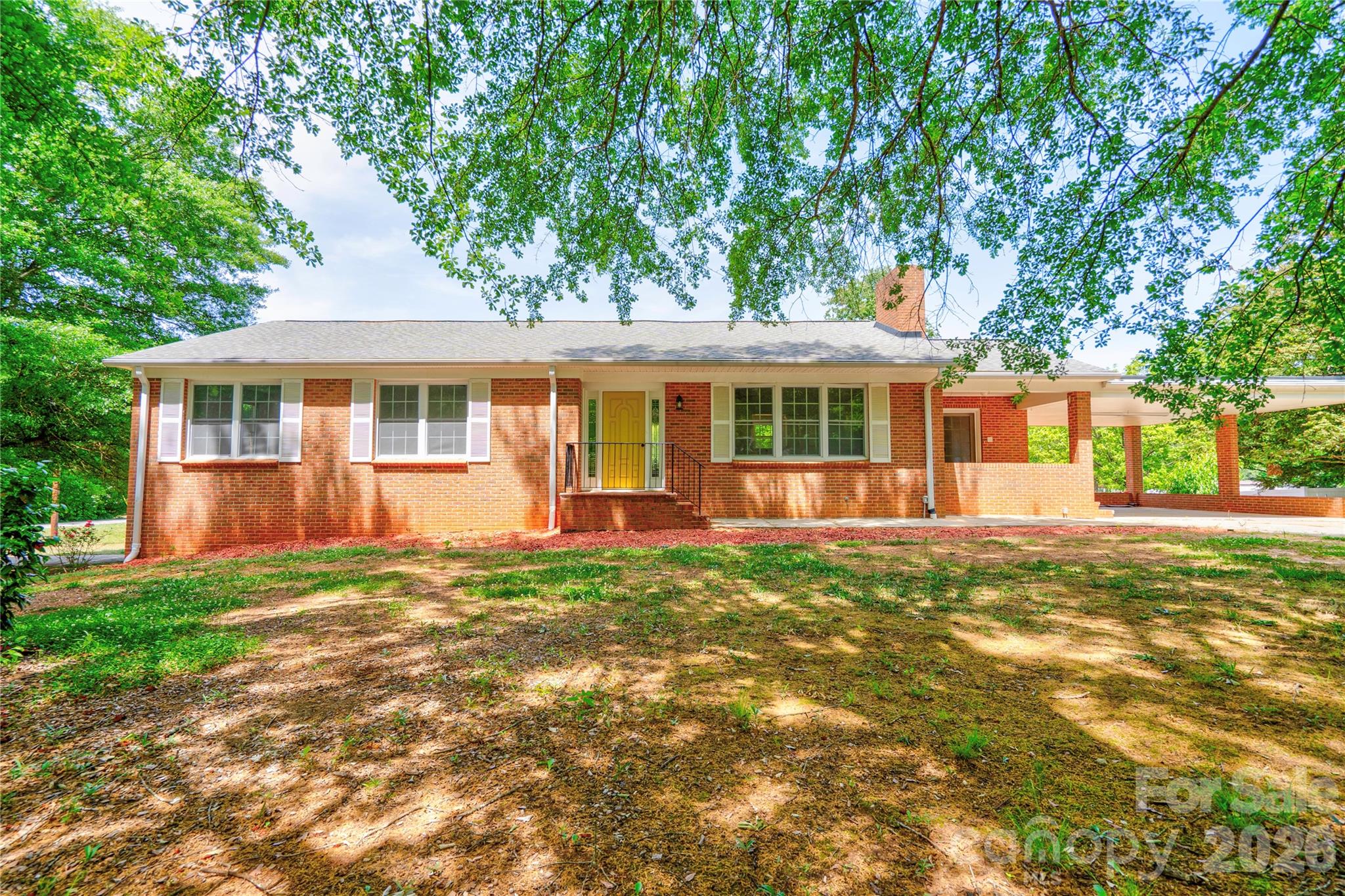 2903 Forbes Road