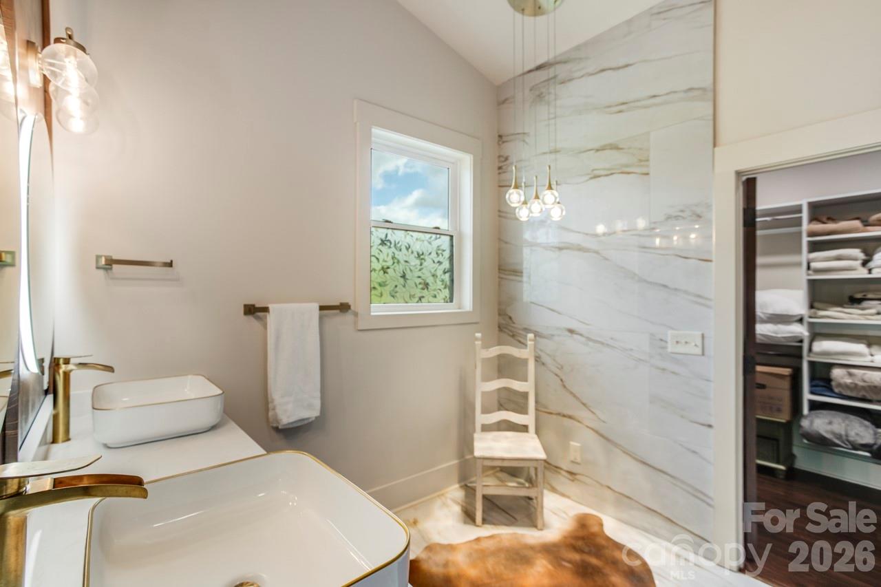 Brookmont - Residential