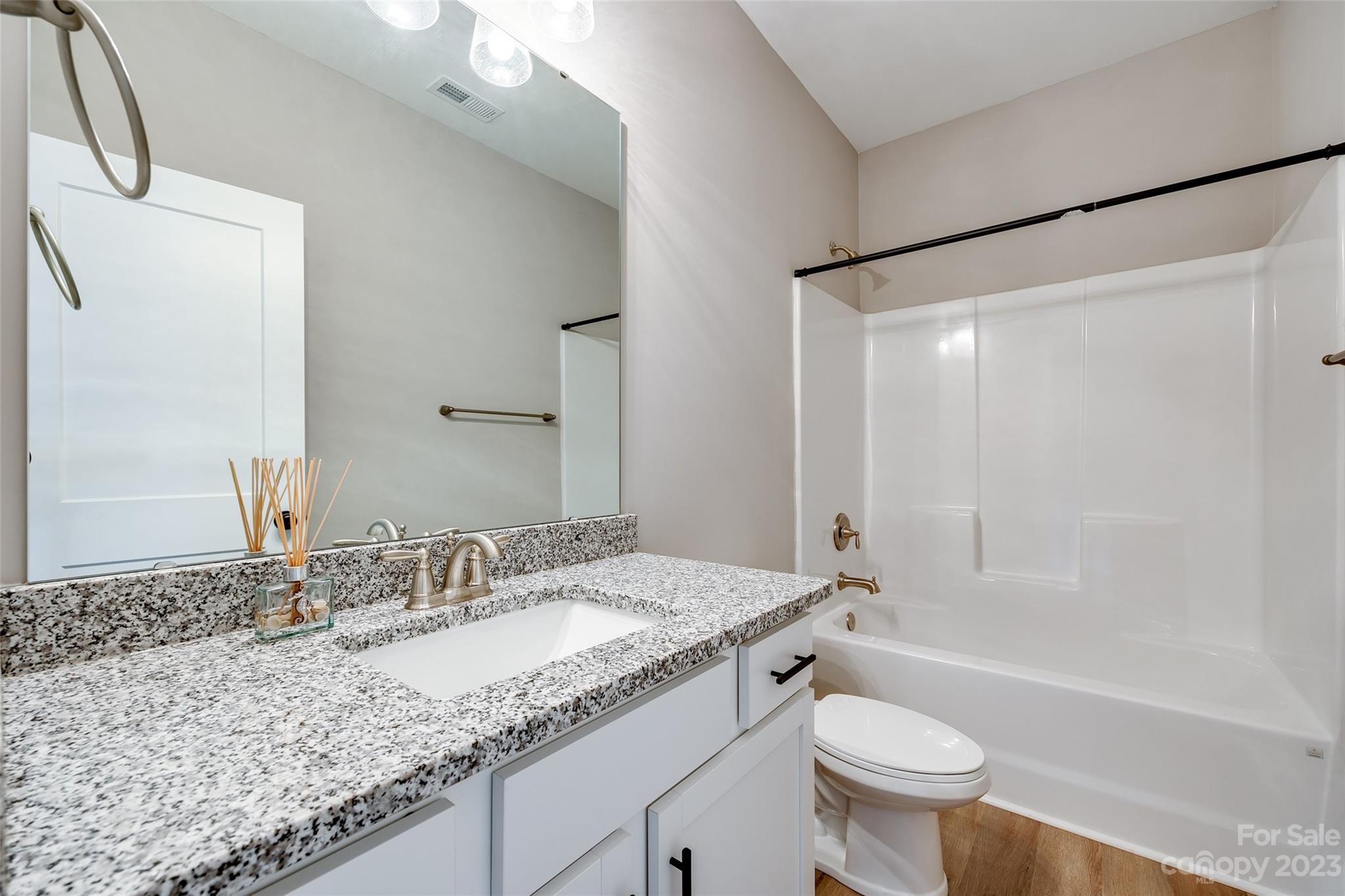 Lauren Pines - Residential