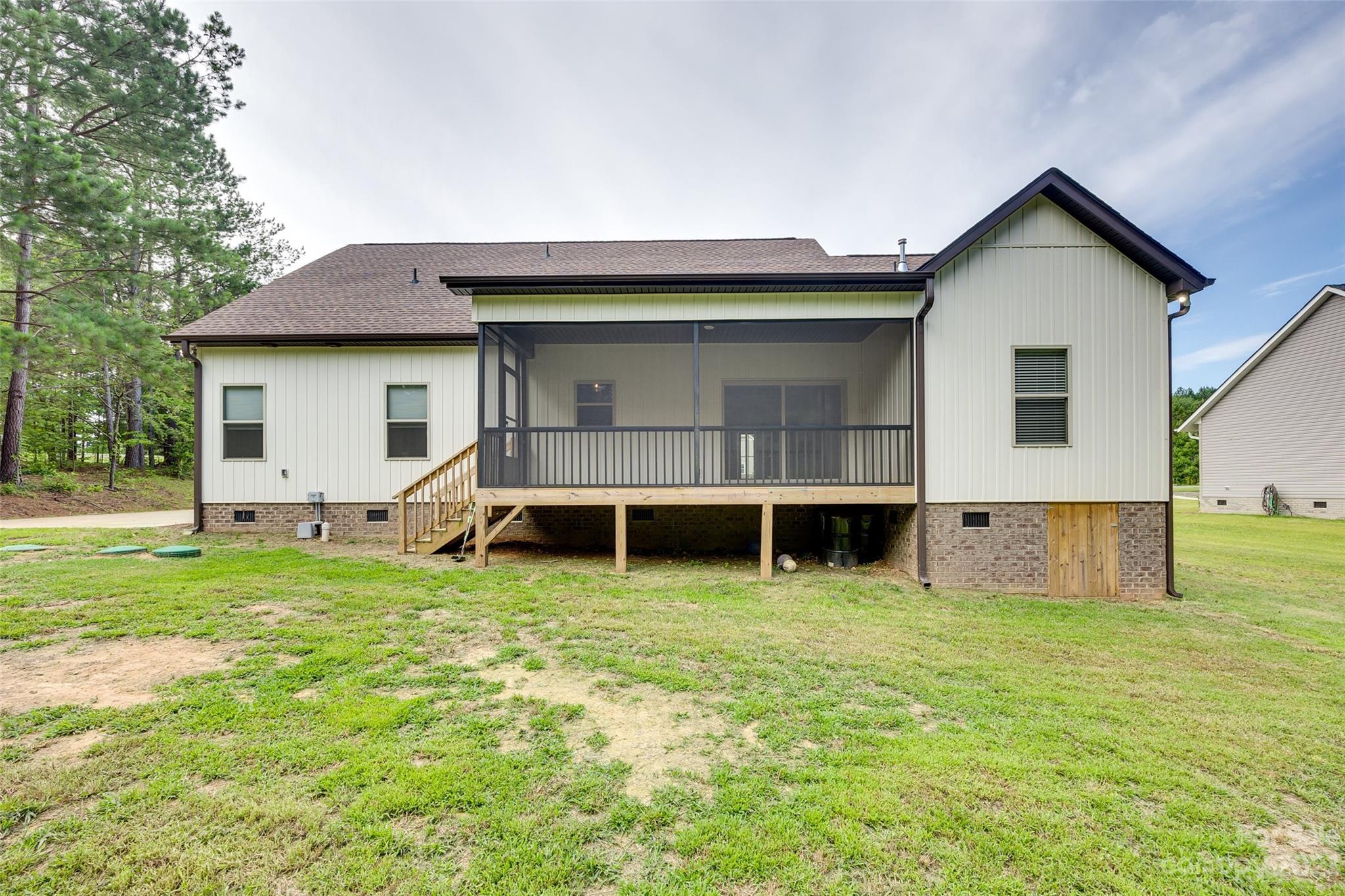 Lauren Pines - Residential