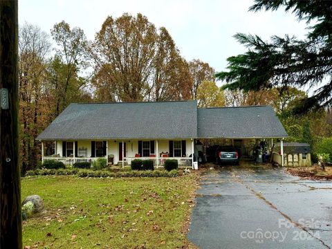 A home in Hickory