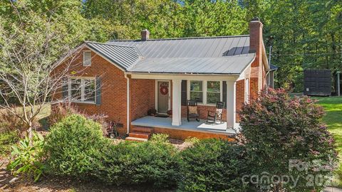 4416 Mcclure Road Charlotte NC 28216
