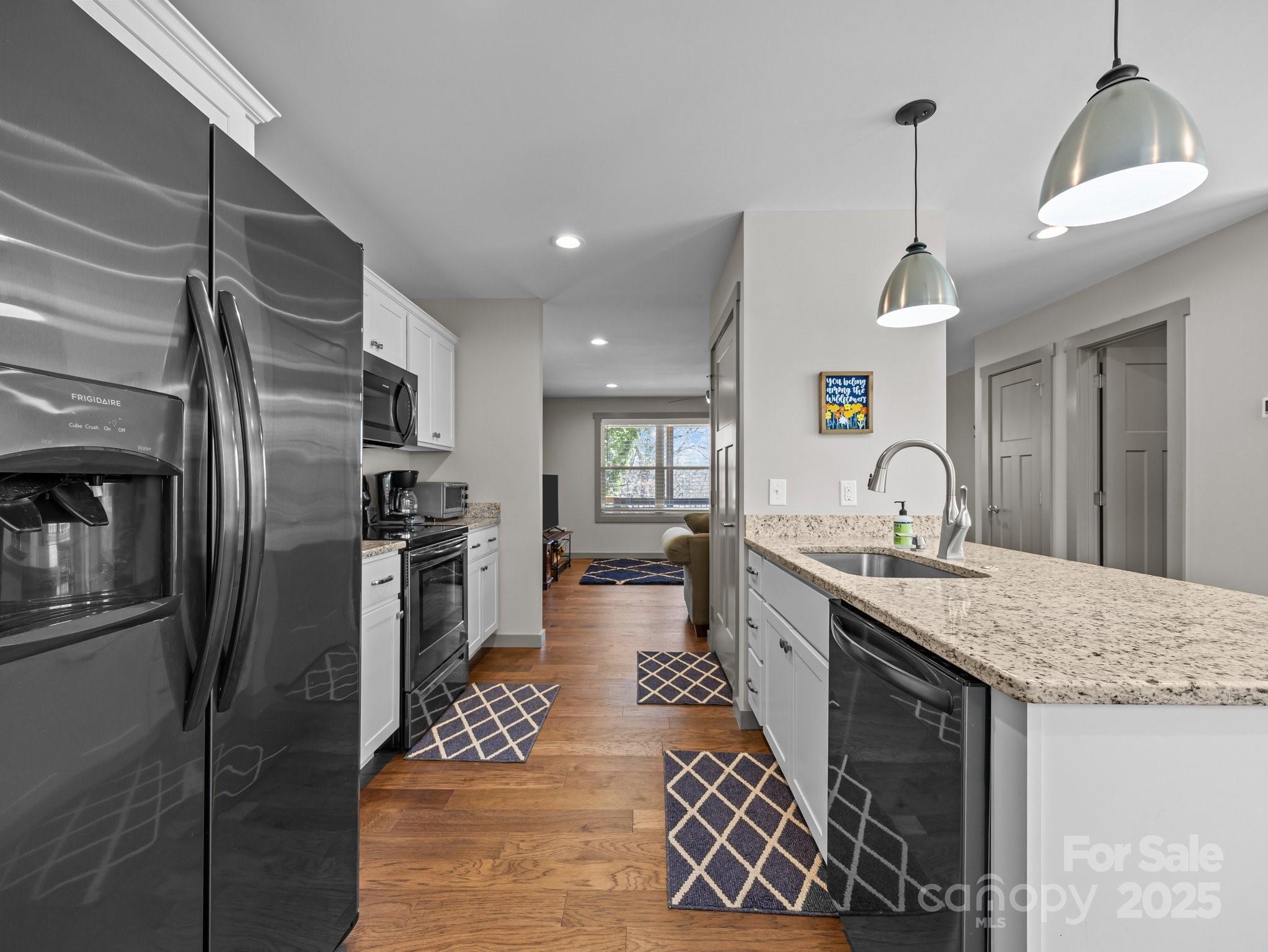 10 Hi Alta Avenue