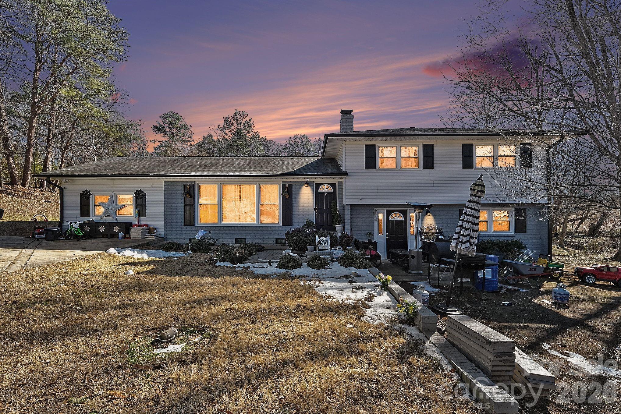 632 Treasure Drive SW