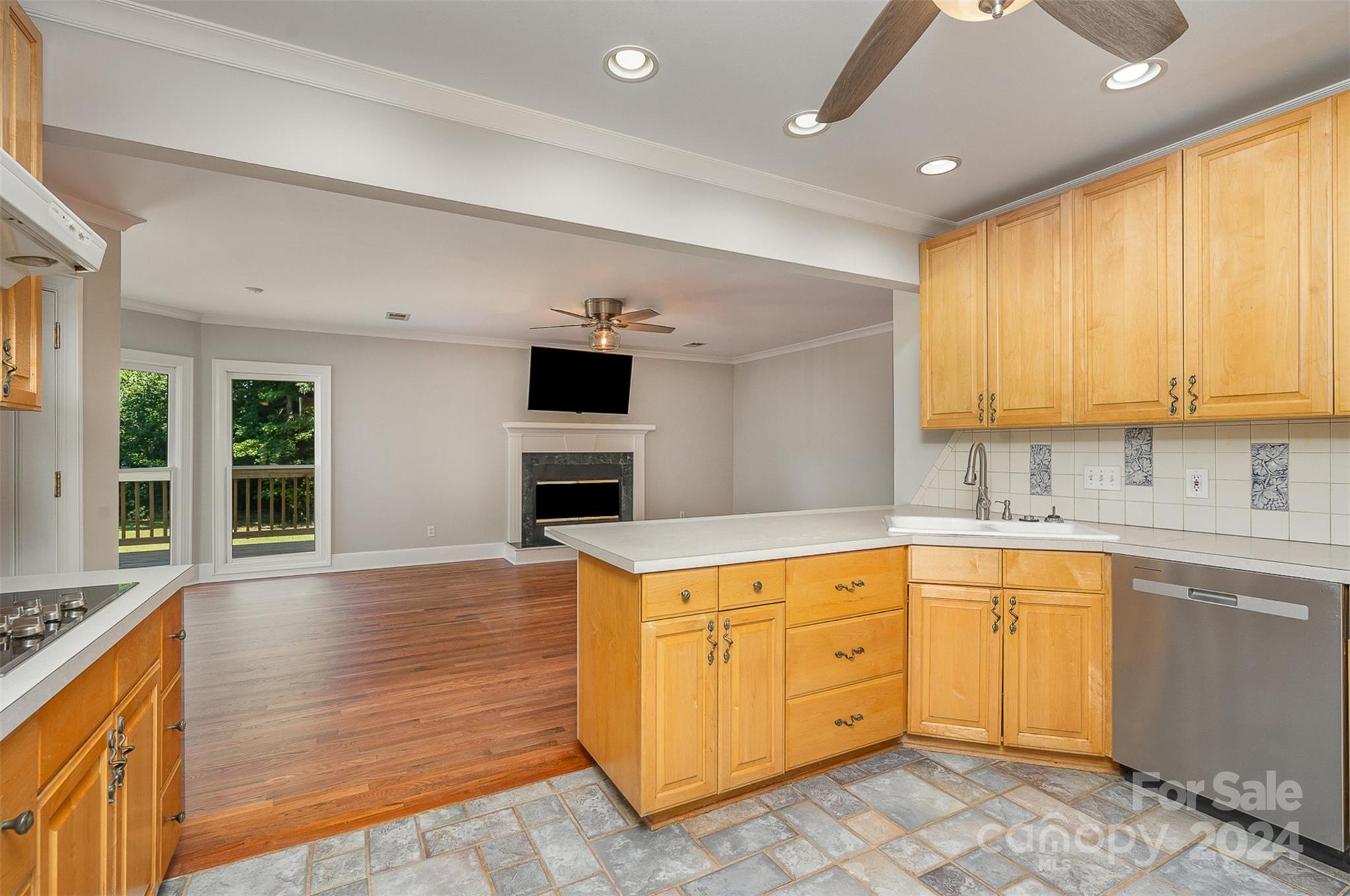 Caroland Acres - Residential