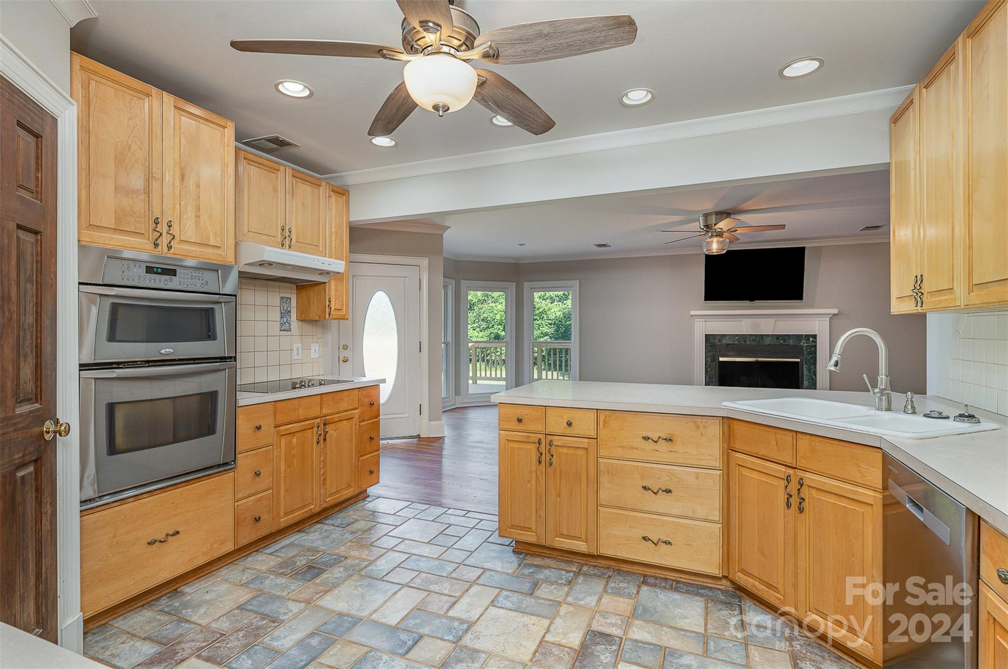 Caroland Acres - Residential