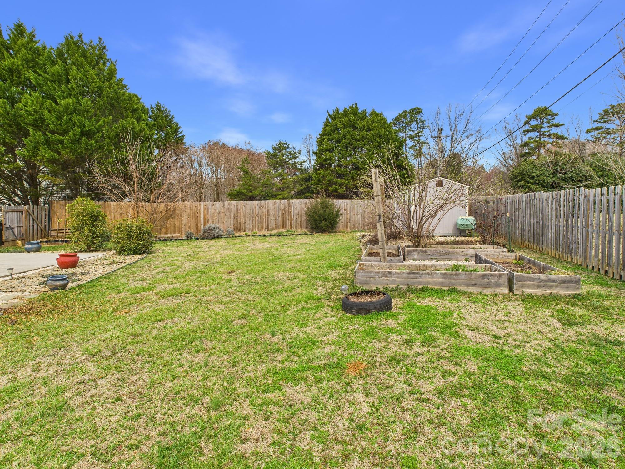 Curtis Pond - Residential