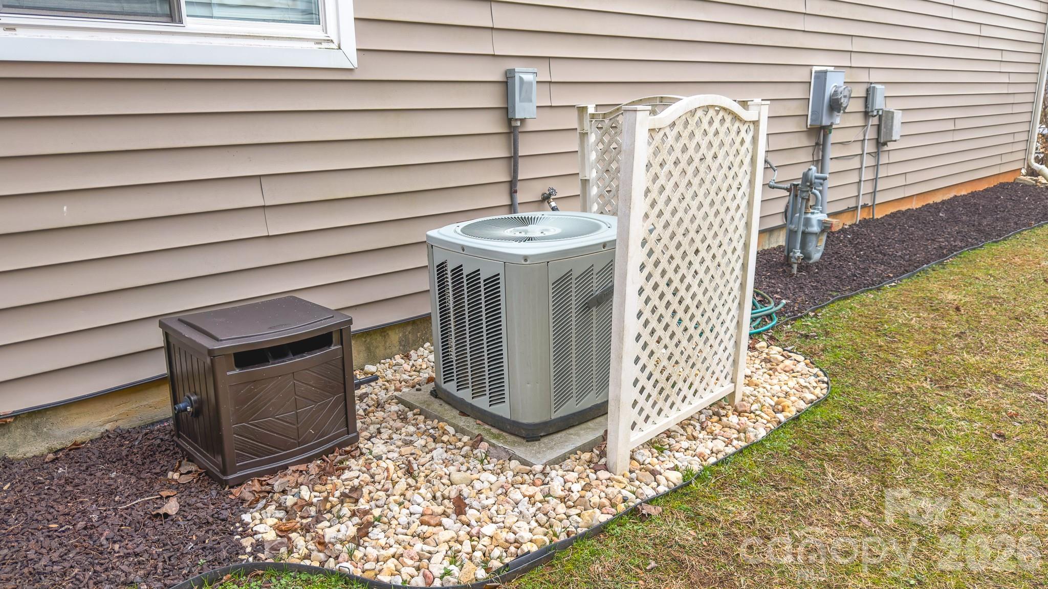 Curtis Pond - Residential