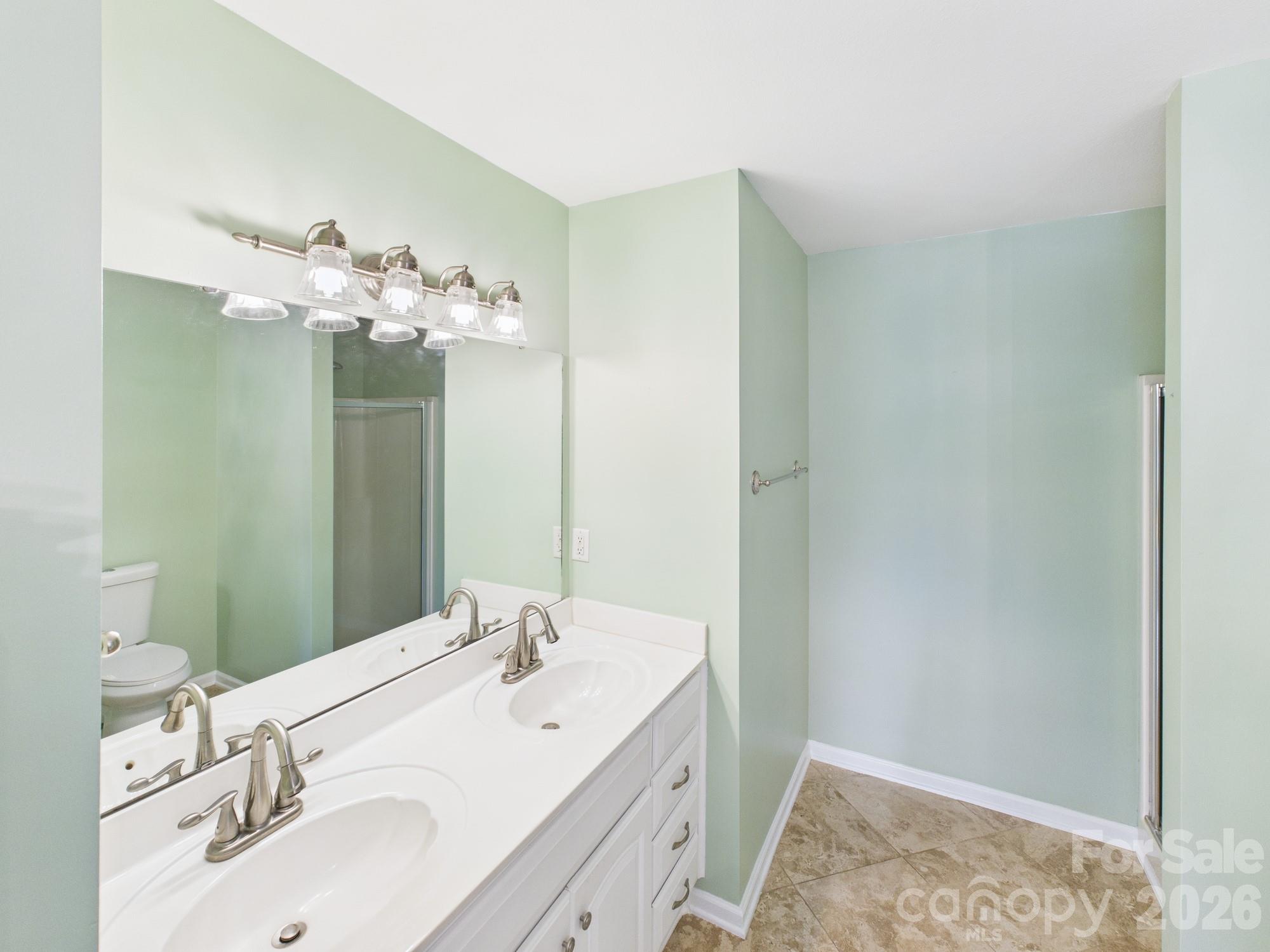 Curtis Pond - Residential