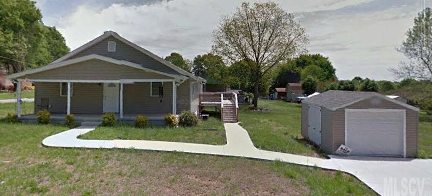 House in NW Hickory