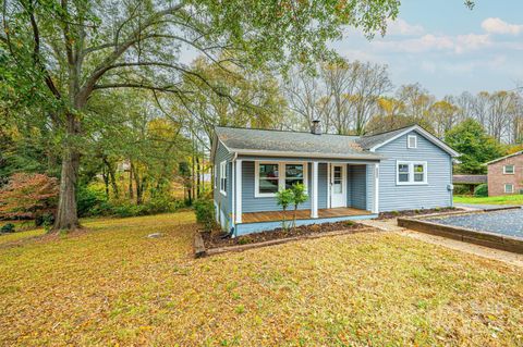 A home in Hickory