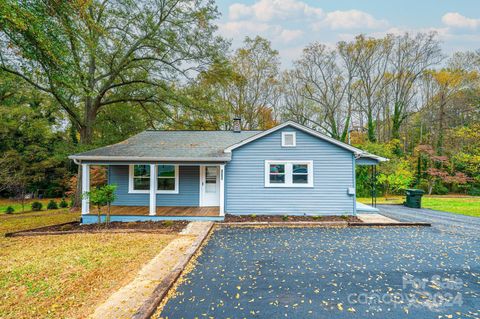 A home in Hickory