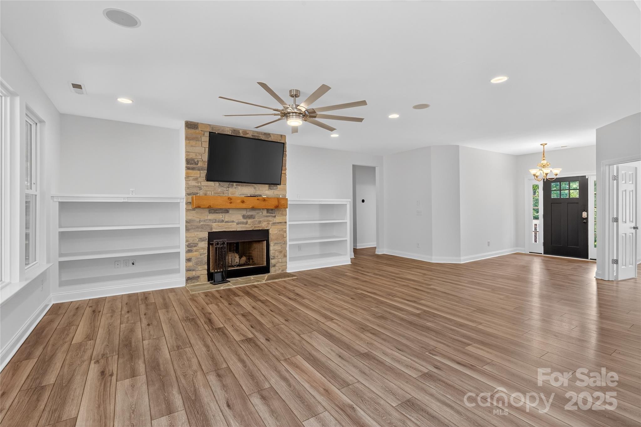 Riverchase Estates - Residential