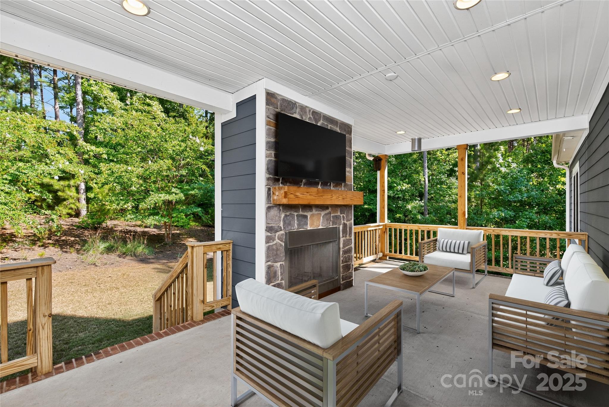 Riverchase Estates - Residential