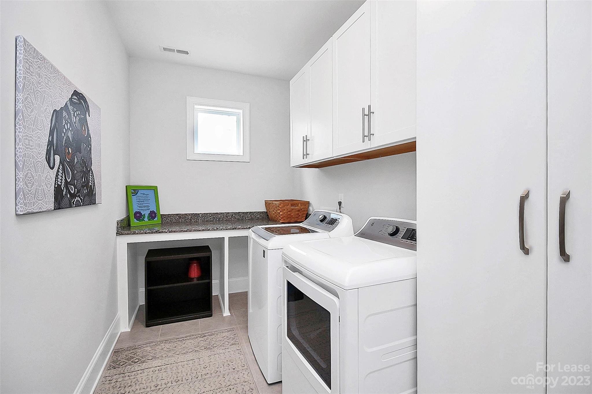 Lesleewood - Residential Lease