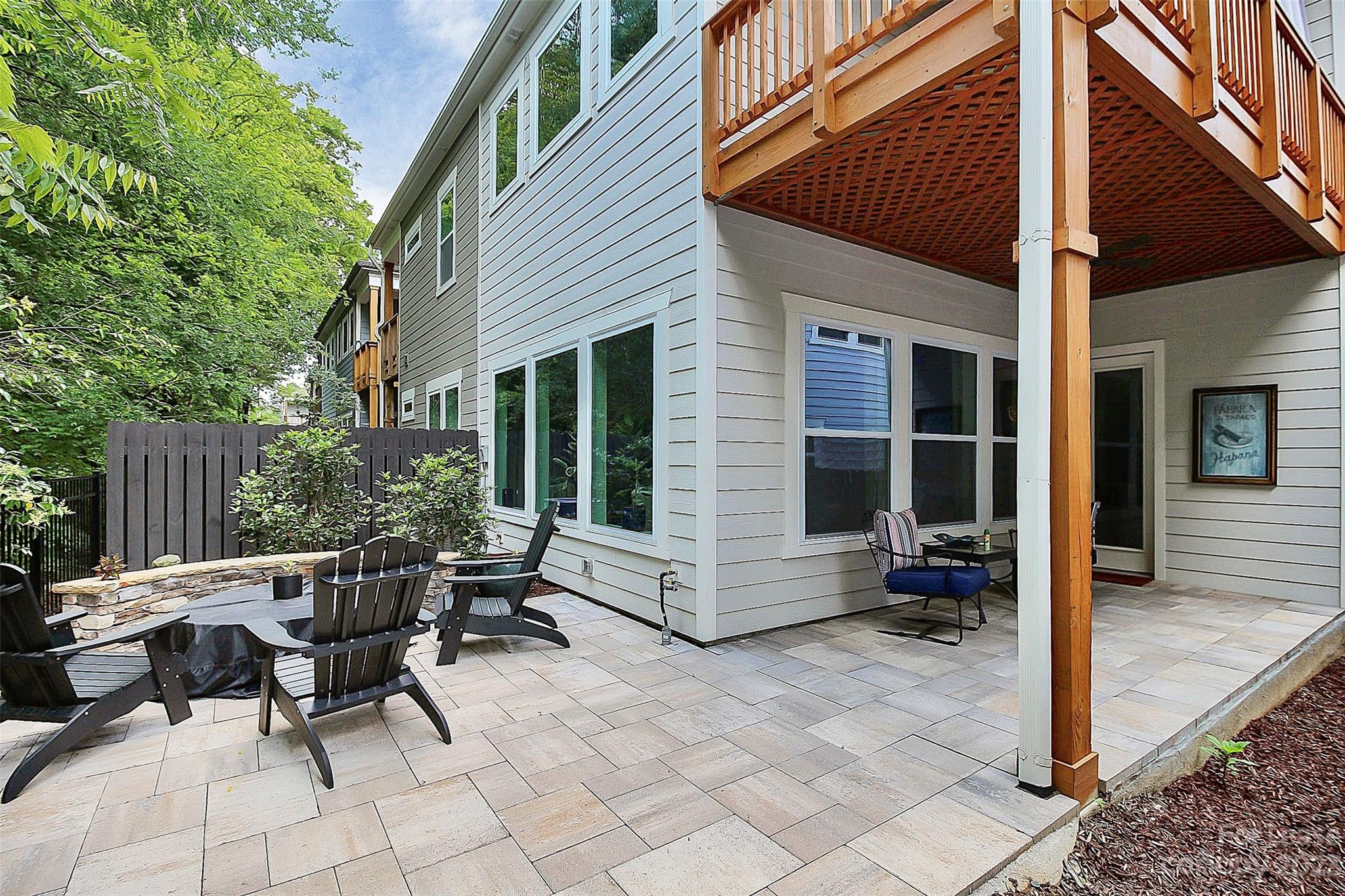 Lesleewood - Residential Lease