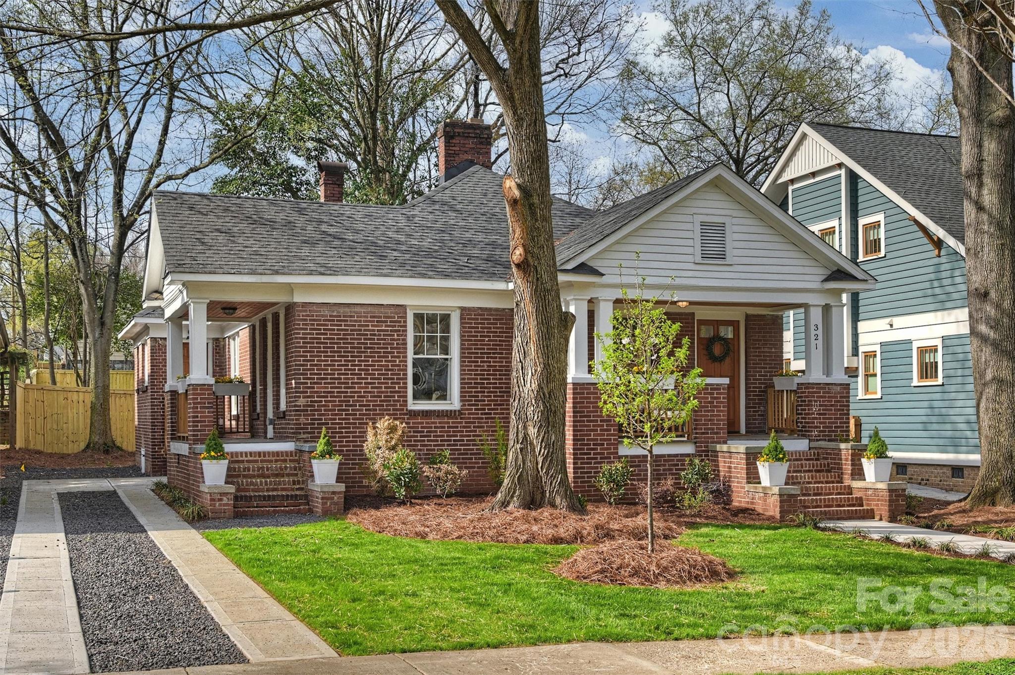 321 W Kingston Avenue