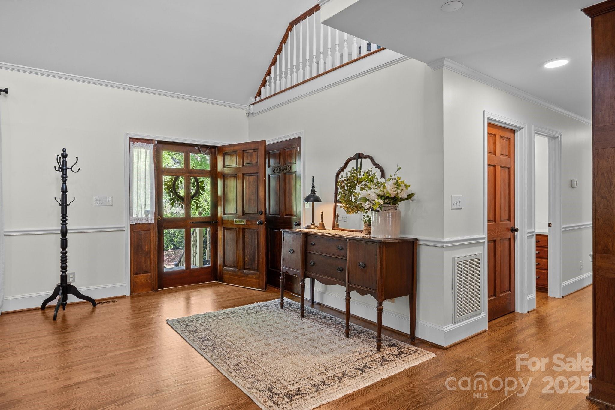 627 S Chapel Street