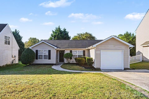 Photo of 10133 Illoria Drive, Charlotte, NC 28273 (MLS # 4432147)